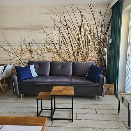 Apartament Powstancow A23 Z Dostepem Do Basenu Baltic Apartament بوبيروفو المظهر الخارجي الصورة