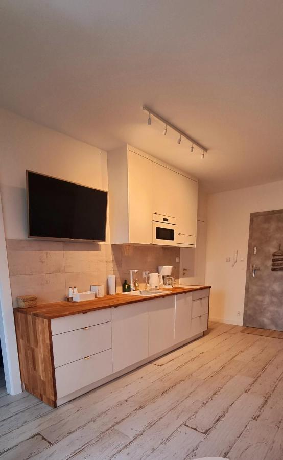 Apartament Powstancow A23 Z Dostepem Do Basenu Baltic Apartament بوبيروفو المظهر الخارجي الصورة