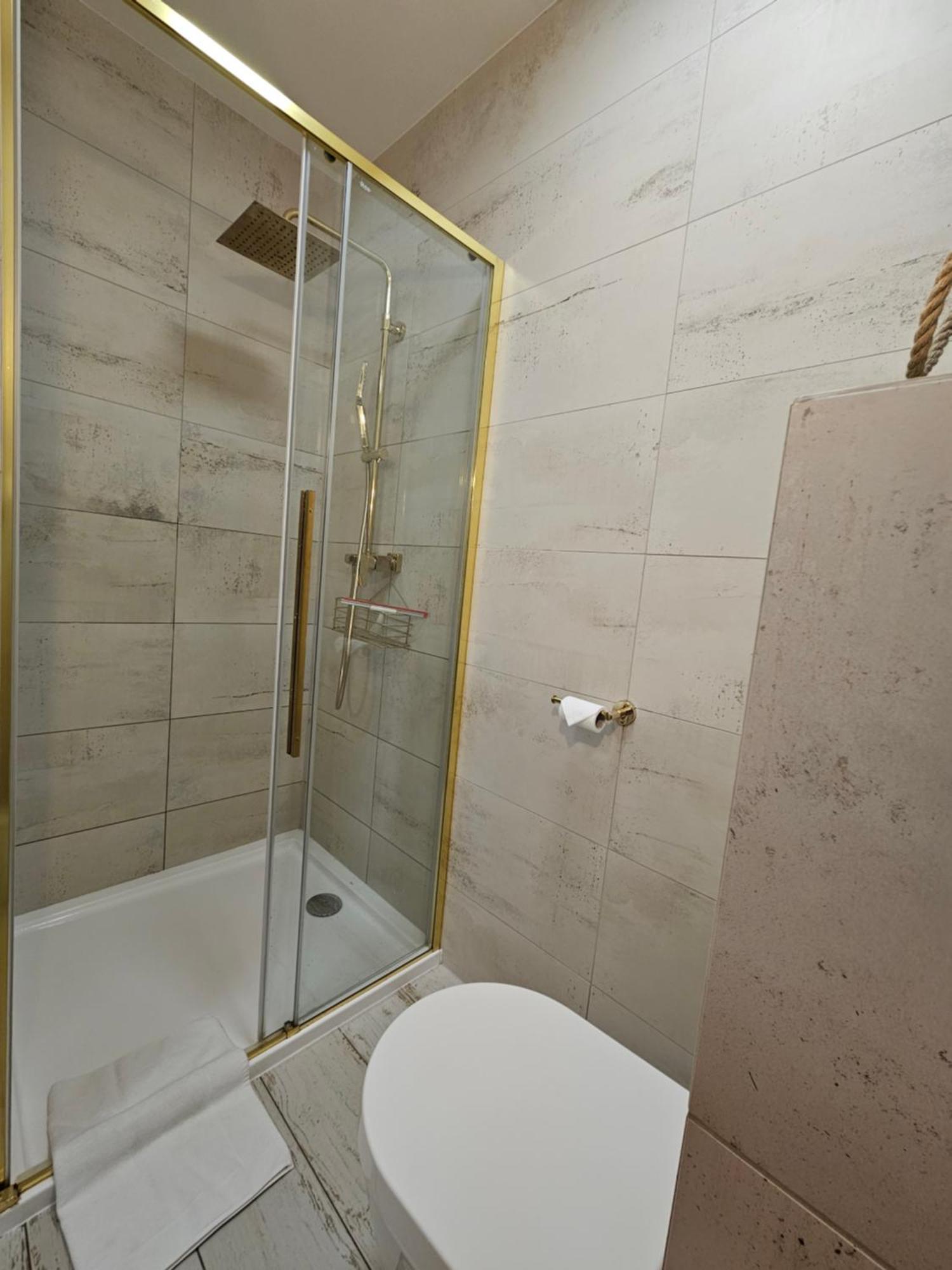 Apartament Powstancow A23 Z Dostepem Do Basenu Baltic Apartament بوبيروفو المظهر الخارجي الصورة