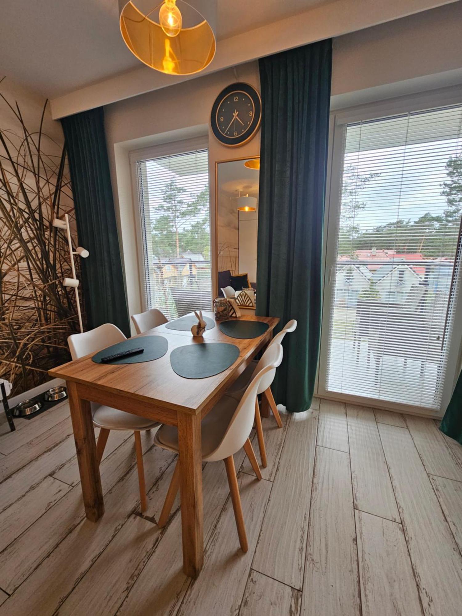 Apartament Powstancow A23 Z Dostepem Do Basenu Baltic Apartament بوبيروفو المظهر الخارجي الصورة